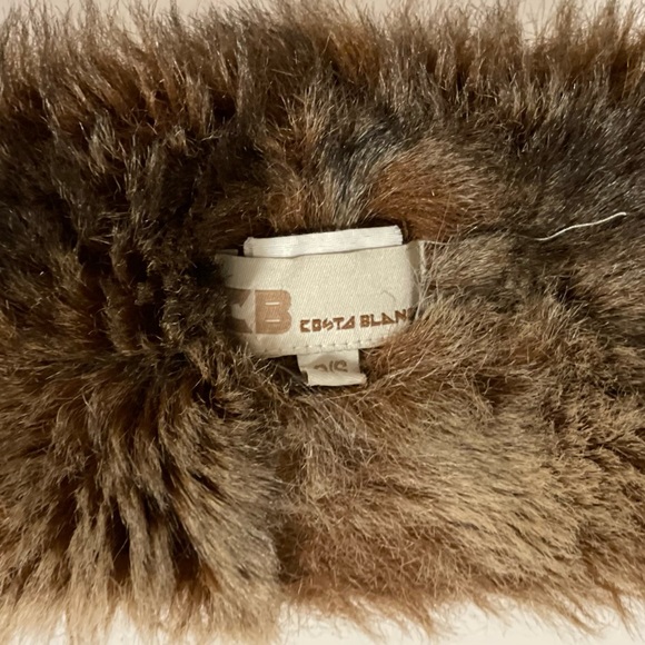 Costa Blanca Faux Fur Scarf🧣 - Picture 3 of 3